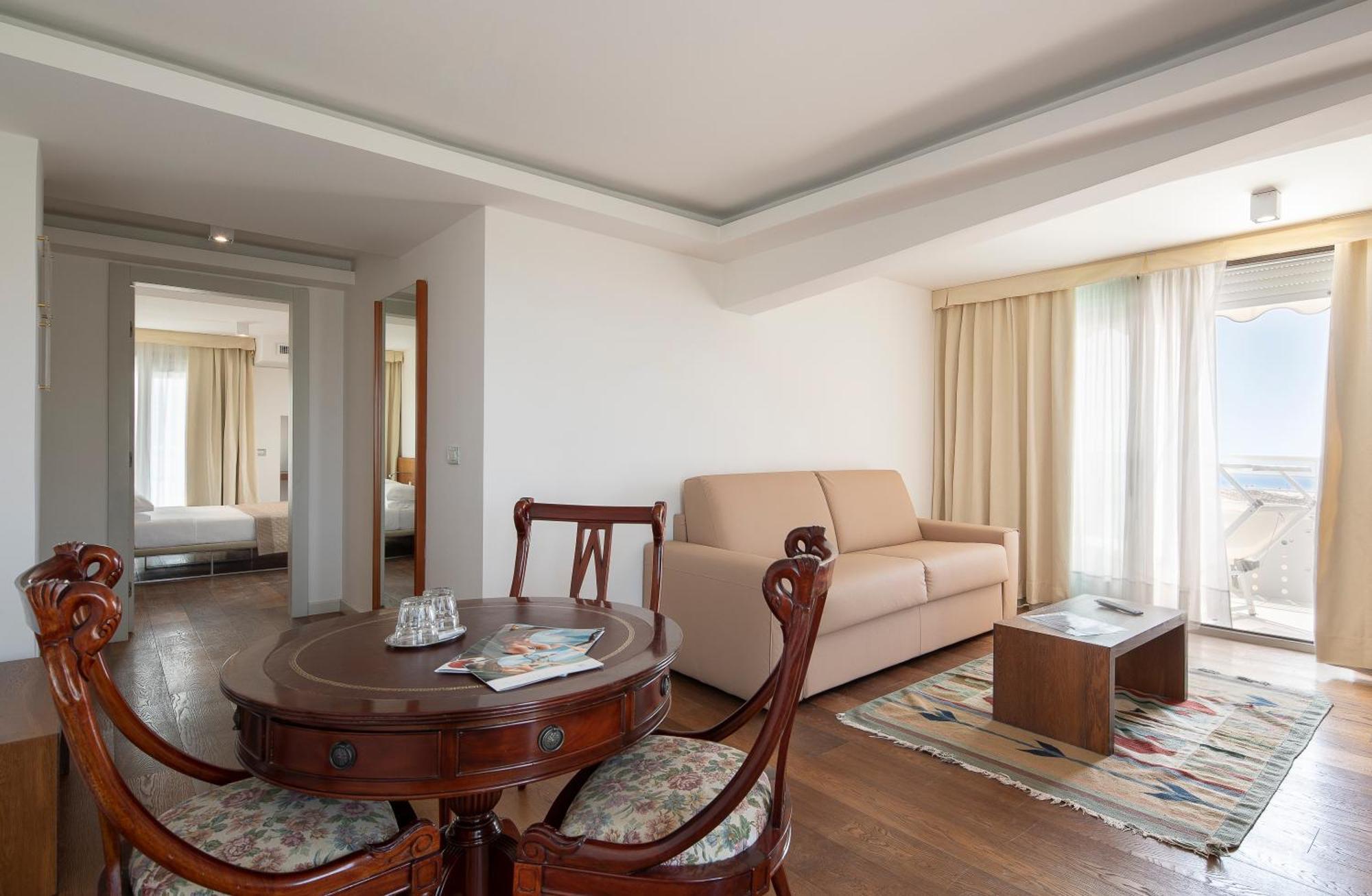 Fantinello Hotel กาออร์เล ภายนอก รูปภาพ