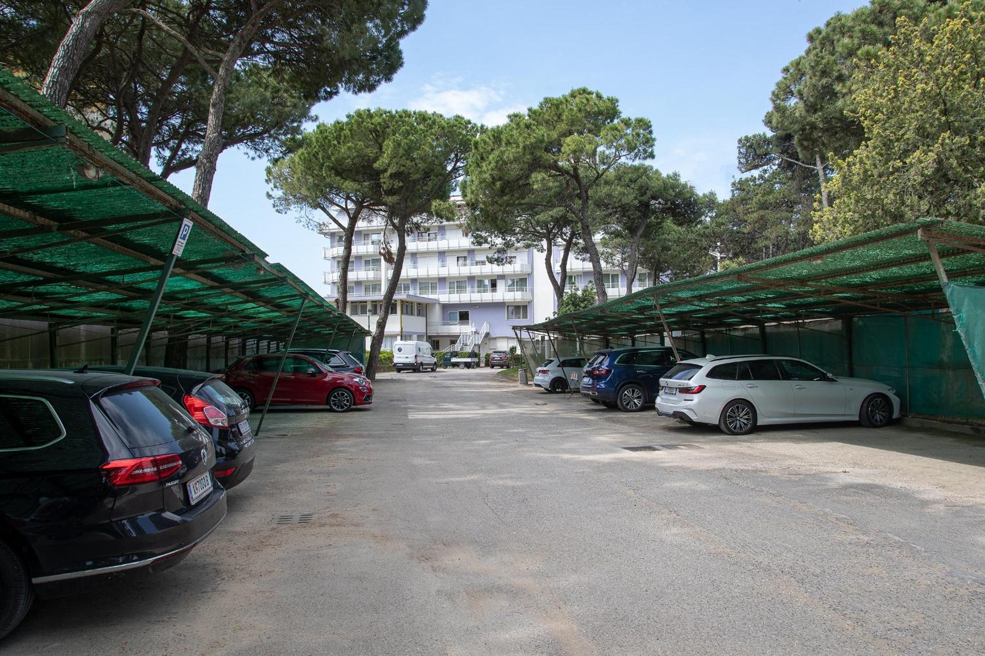 Fantinello Hotel กาออร์เล ภายนอก รูปภาพ