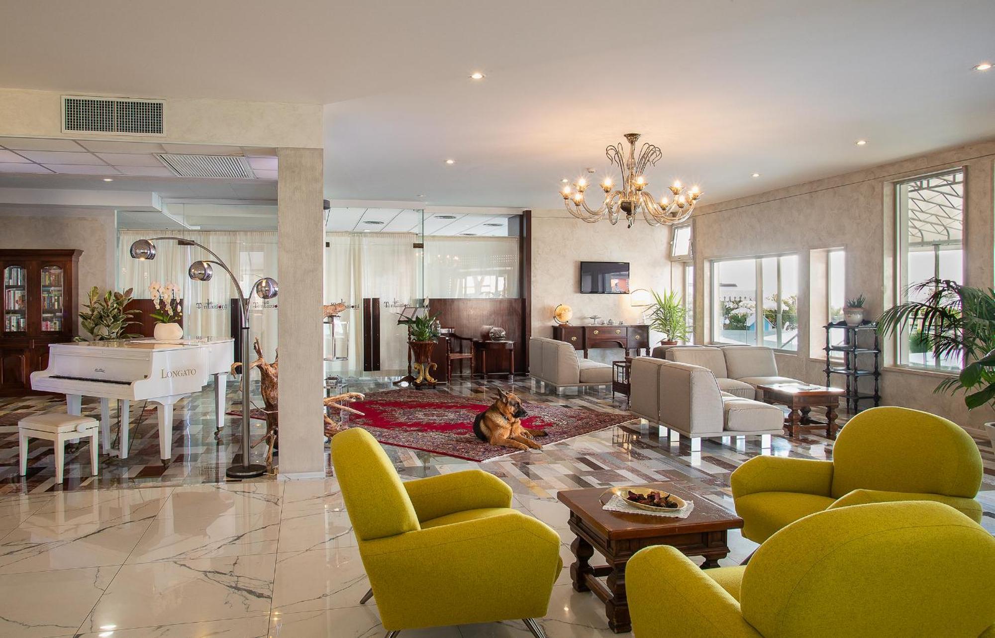 Fantinello Hotel กาออร์เล ภายนอก รูปภาพ