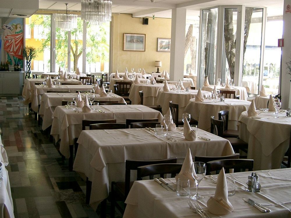 Fantinello Hotel กาออร์เล ภายนอก รูปภาพ