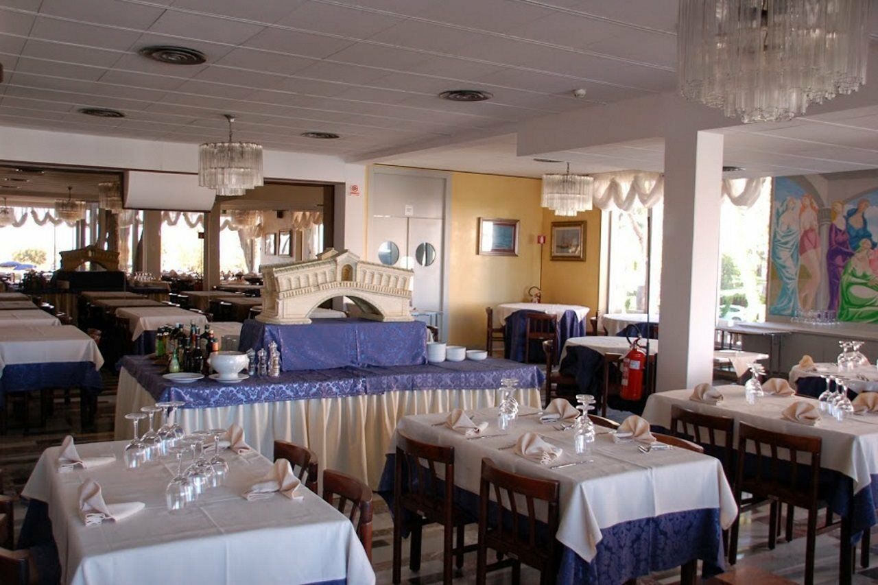 Fantinello Hotel กาออร์เล ภายนอก รูปภาพ